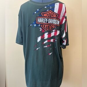 Harley-Davidson Men's Dark Green Tee with Flag Design
